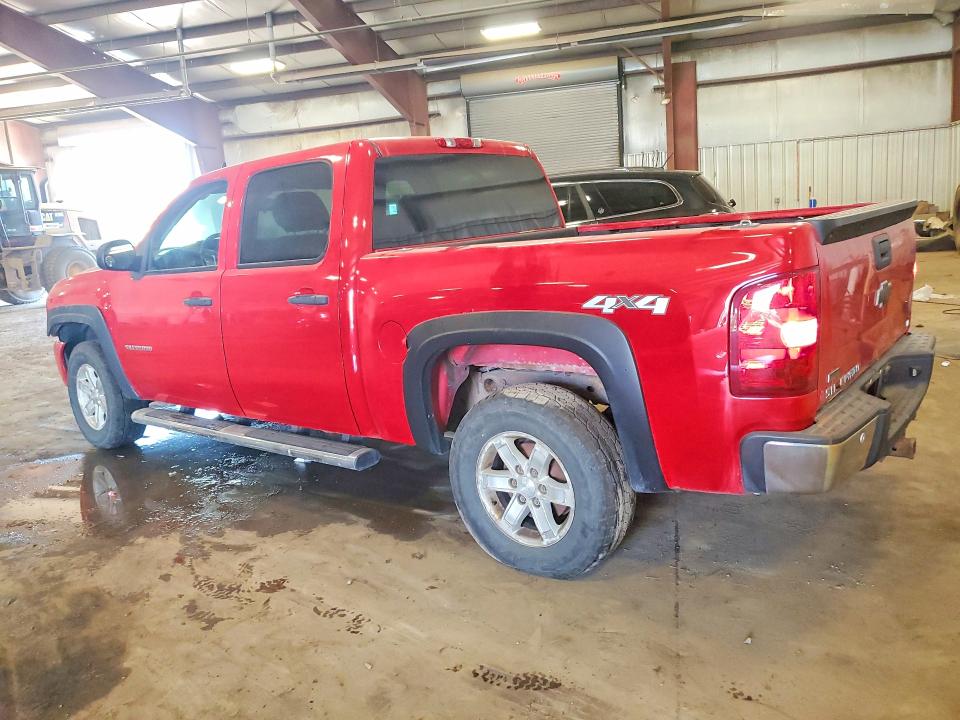 Photo 2 from auction – 2011 CHEVROLET SILVERADO with VIN 3GCPKSE3XBG197488