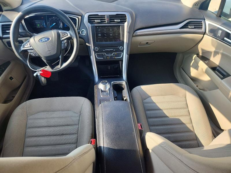 Photo 8 from auction – 2018 FORD FUSION with VIN 3FA6P0LU1JR227502