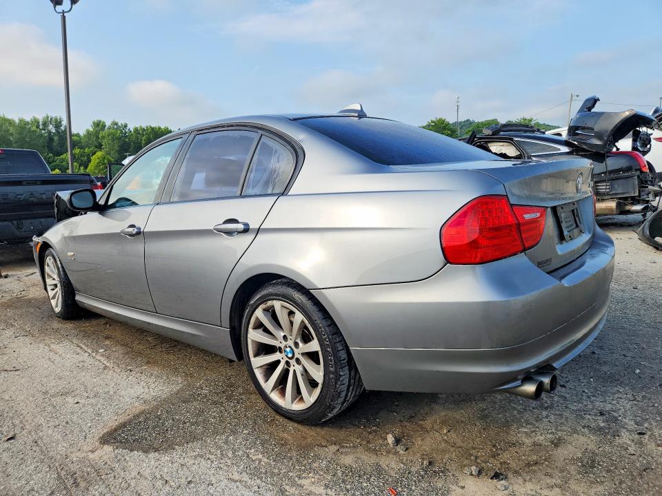 Photo 2 from auction – 2011 BMW 328 with VIN WBAPK5C58BA657281