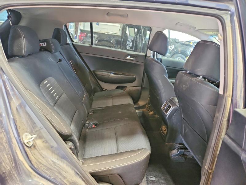 Photo 11 from auction – 2018 KIA SPORTAGE with VIN KNDPMCAC4J7308102