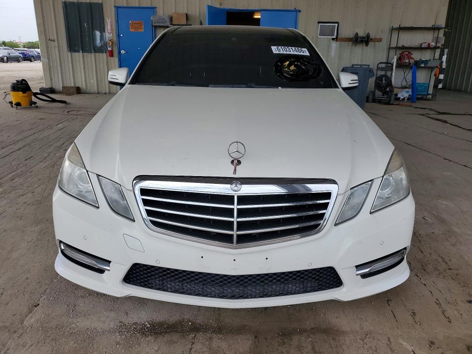 Photo 5 from auction – 2012 MERCEDES-BENZ E with VIN WDDHF8JB8CA652790