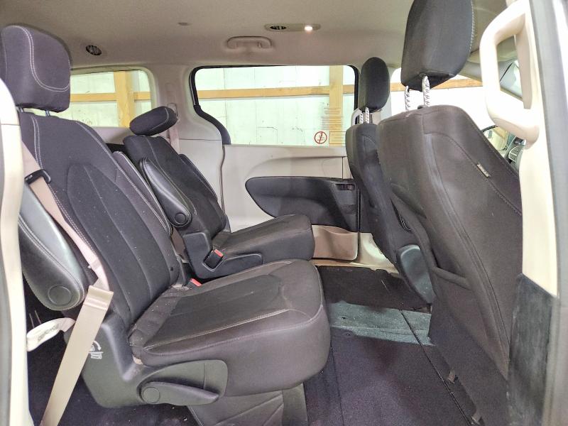 Photo 11 from auction – 2021 CHRYSLER VOYAGER with VIN 2C4RC1CG6MR579553