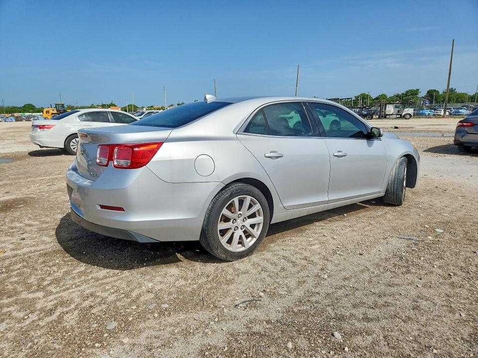 Photo 3 from auction – 2013 CHEVROLET MALIBU with VIN 1G11E5SA0DU142624