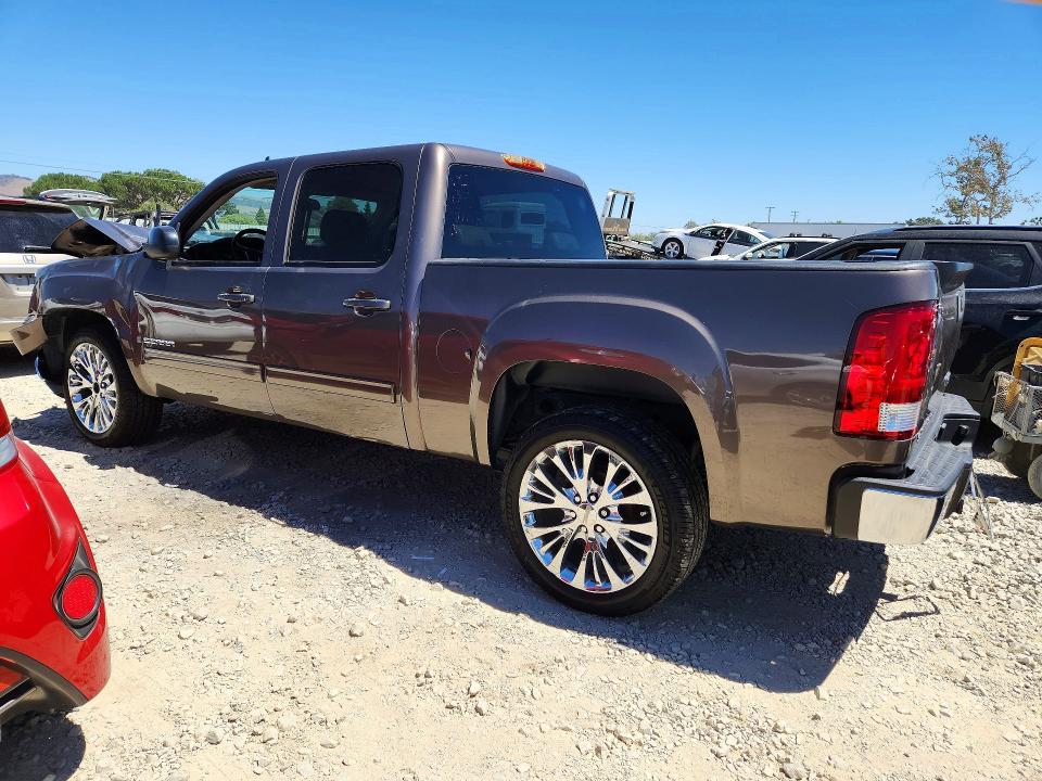 Фото 2 с аукциона – 2008 GMC SIERRA с VIN 2GTEC13JX81110996