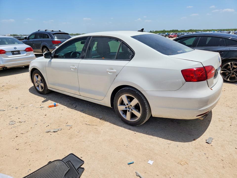 Photo 2 from auction – 2012 VOLKSWAGEN JETTA with VIN 3VW3L7AJ9CM404966