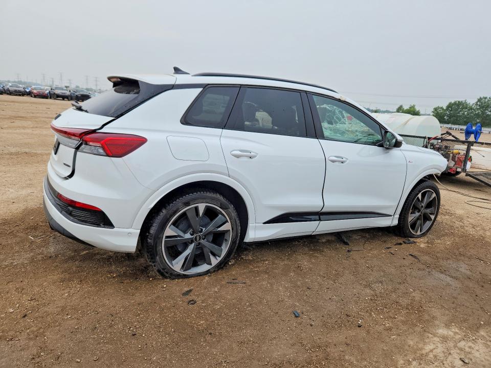 Photo 3 from auction – 2024 AUDI Q4 E-TRON with VIN WA1LUBFZ9RP047402
