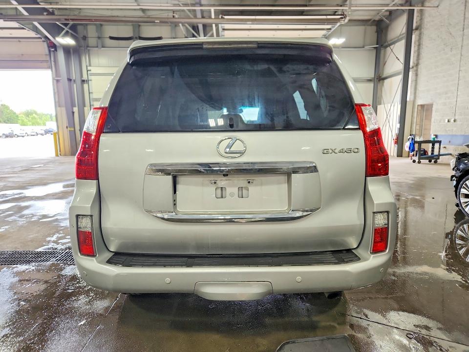 Photo 6 from auction – 2011 LEXUS GX with VIN JTJBM7FX9B5018476
