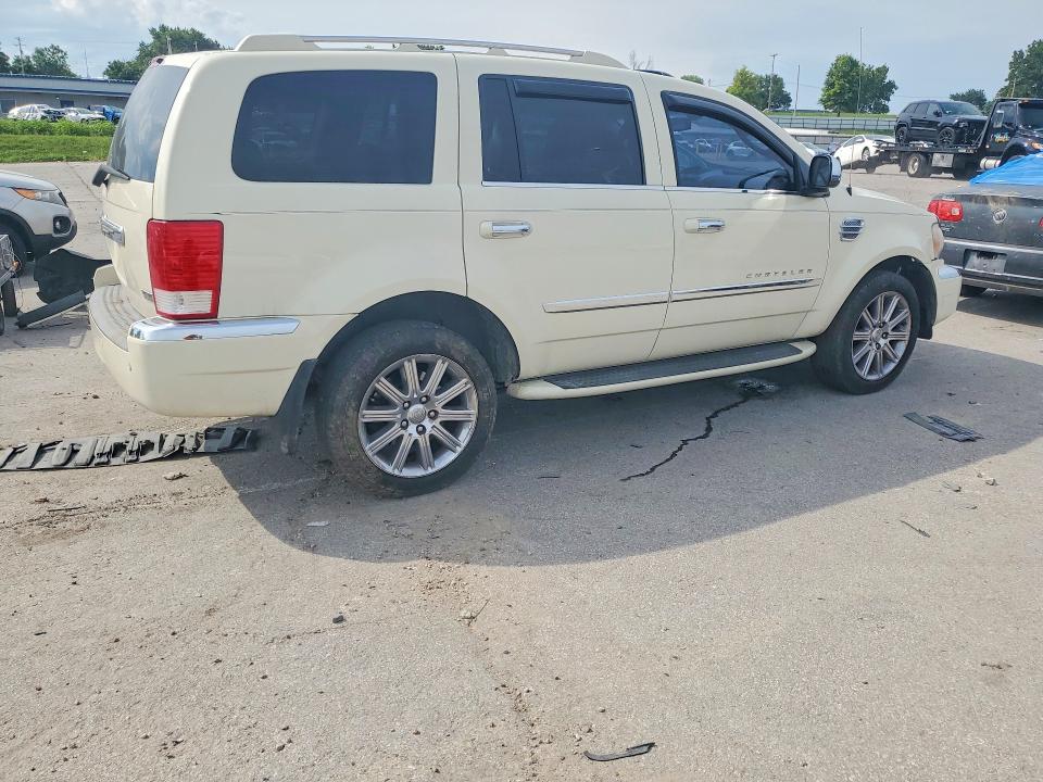Photo 3 from auction – 2008 CHRYSLER ASPEN with VIN 1A8HW58248F113326