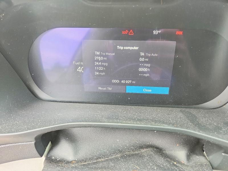 Photo 9 from auction – 2023 VOLVO XC40 with VIN YV4L12UN0P2981812