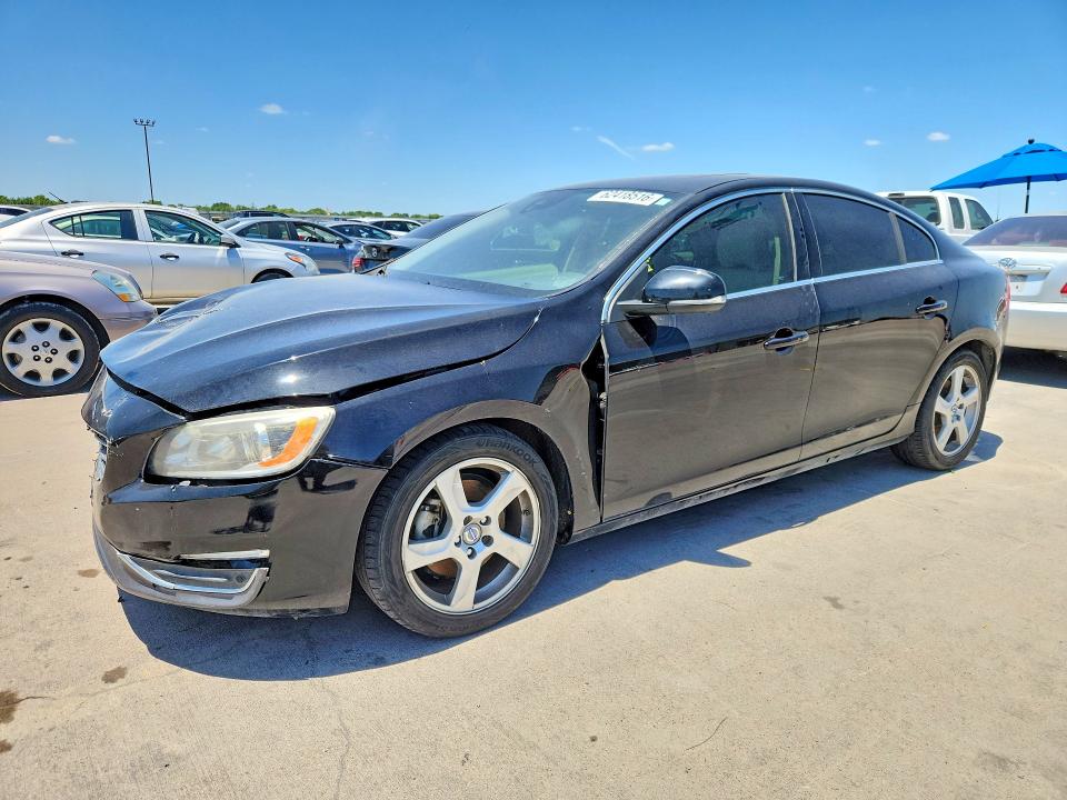 VOLVO S60 2016 مع رقم تعريف المركبة LYV402FKXGB089448 - صورة من المزاد