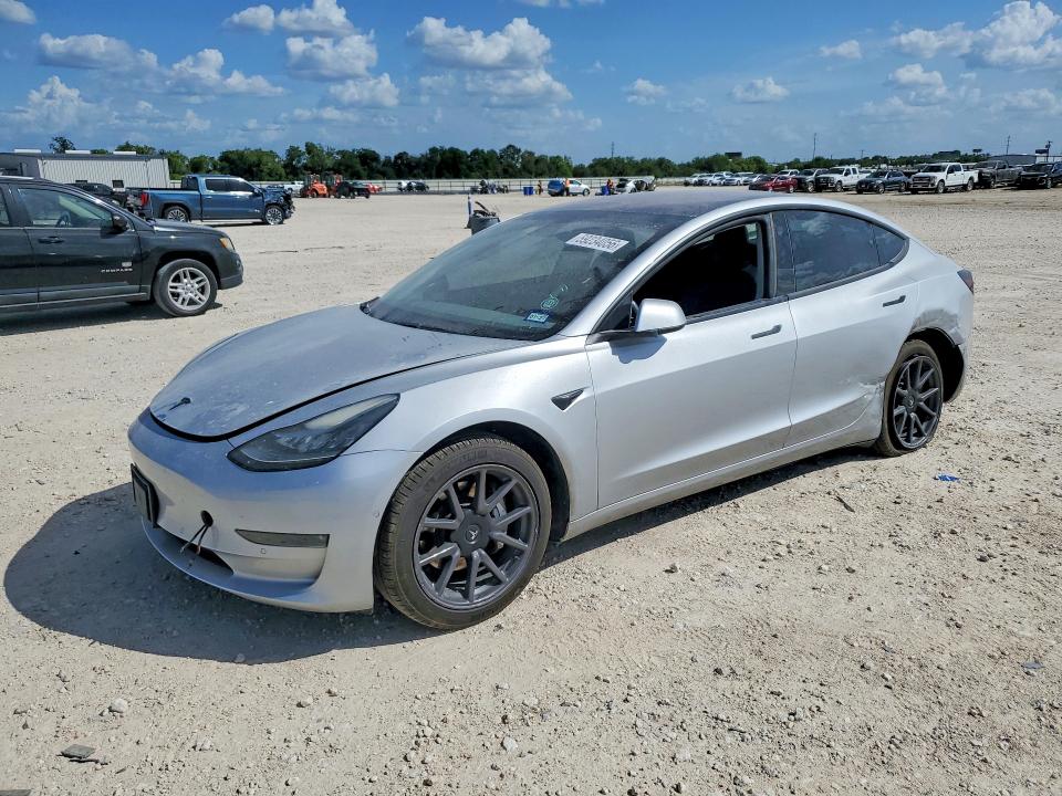 TESLA MODEL 3 2018 with VIN 5YJ3E1EAXJF077337 - Photo from auction