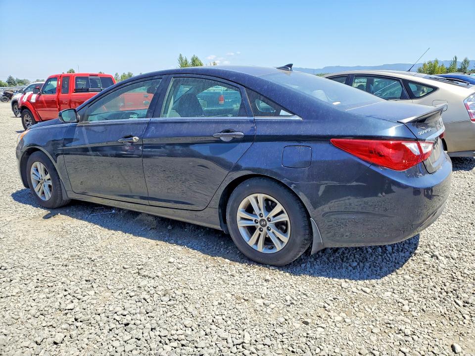 Photo 2 from auction – 2013 HYUNDAI SONATA with VIN 5NPEB4AC3DH720952