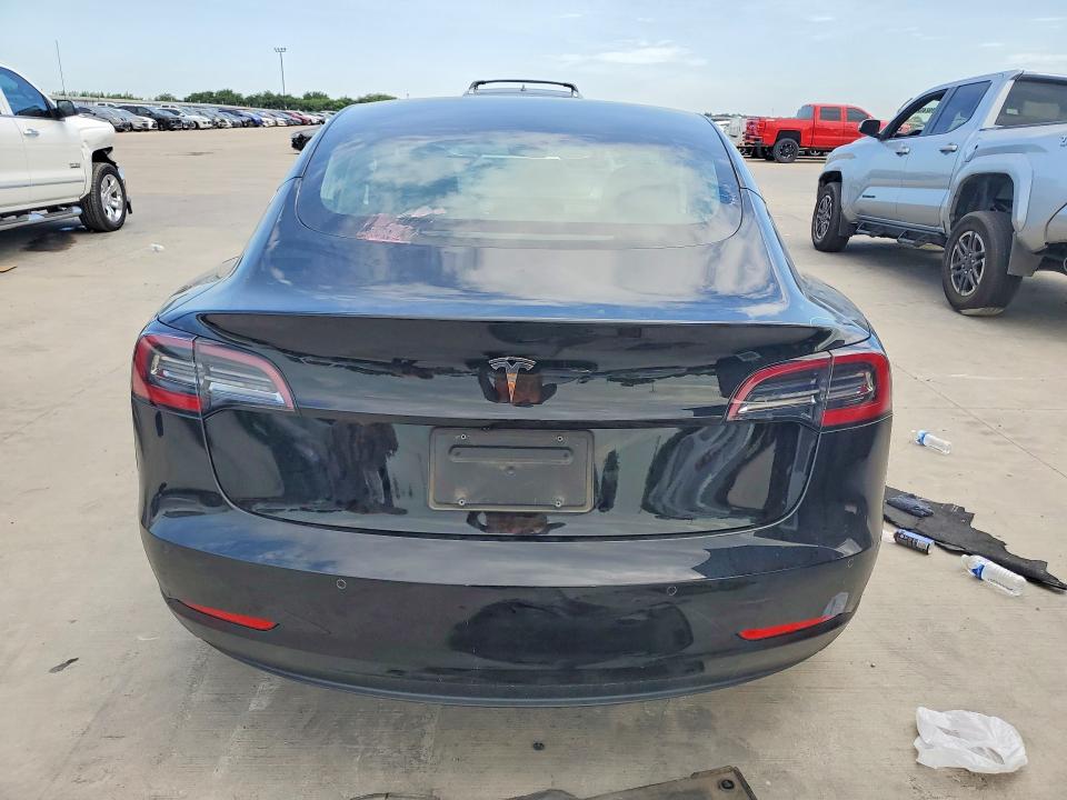 Photo 6 from auction – 2019 TESLA MODEL 3 with VIN 5YJ3E1EA2KF311021
