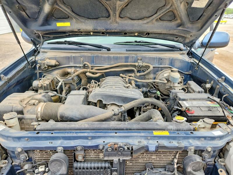 Photo 11 from auction – 2005 TOYOTA SEQUOIA with VIN 5TDBT44AX5S243846