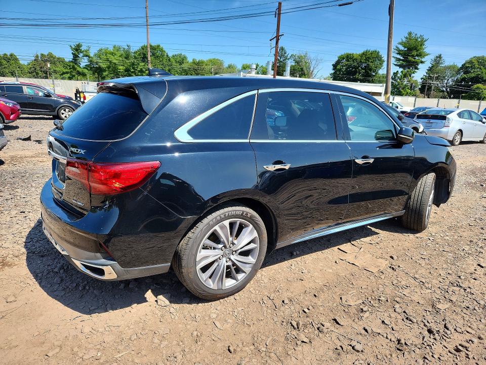 Photo 3 from auction – 2017 ACURA MDX with VIN 5J8YD4H53HL004165