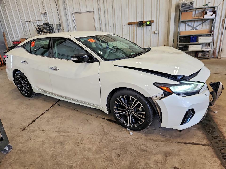 Photo 4 from auction – 2021 NISSAN MAXIMA with VIN 1N4AA6CV0MC502920