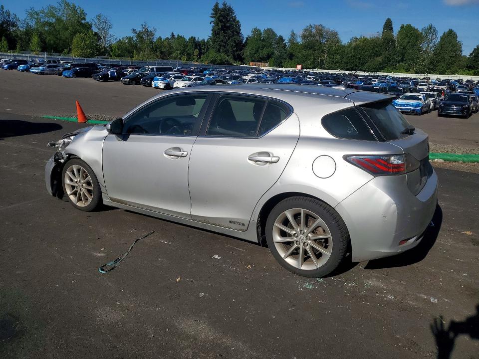 Photo 2 from auction – 2011 LEXUS CT with VIN JTHKD5BH7B2031930