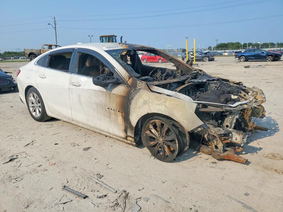 Photo 4 from auction – 2019 CHEVROLET MALIBU with VIN 1G1ZD5ST2KF118043