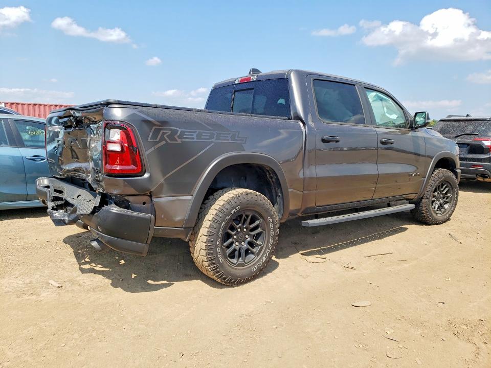 صورة رقم 3 من المزاد - 2025 RAM 1500 مع VIN 1C6SRFLP4SN690987