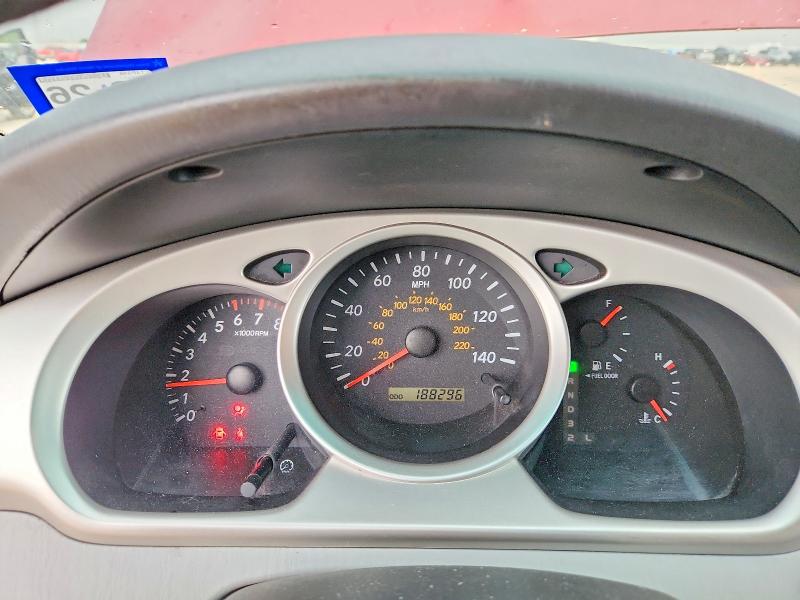 Photo 9 from auction – 2004 TOYOTA HIGHLANDER with VIN JTEGP21A740041336