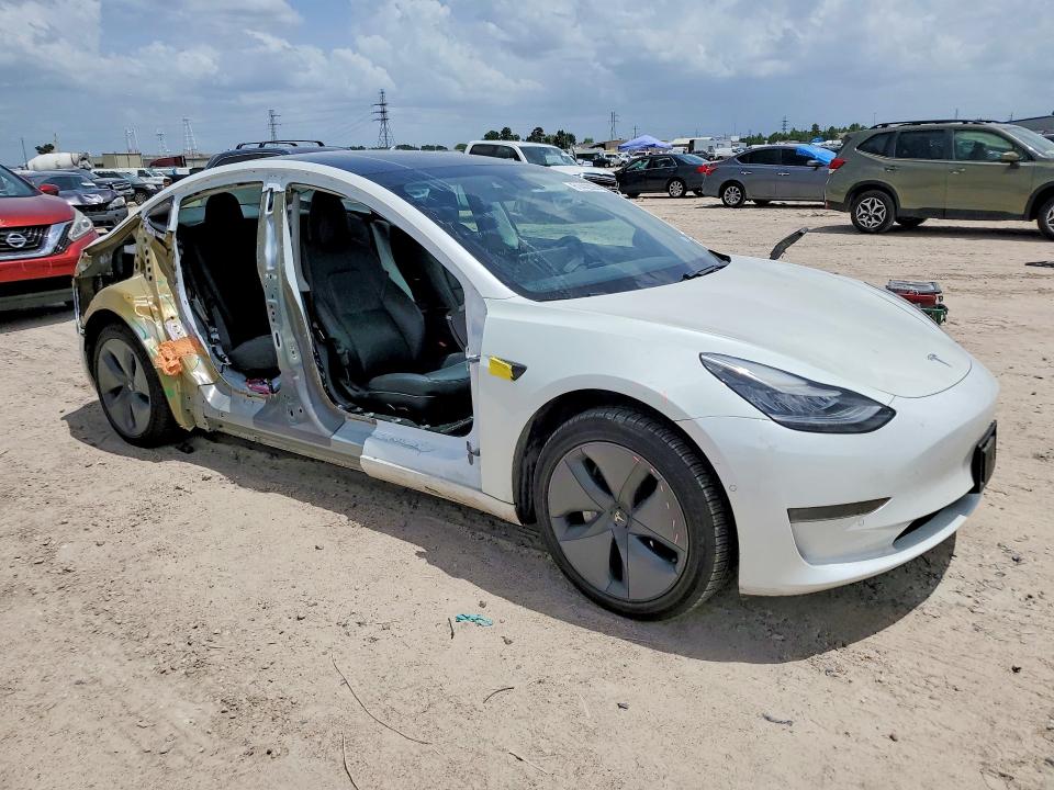 Photo 4 from auction – 2020 TESLA MODEL 3 with VIN 5YJ3E1EA5LF799673