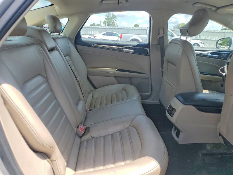 Photo 10 from auction – 2017 FORD FUSION with VIN 3FA6P0LU0HR108088