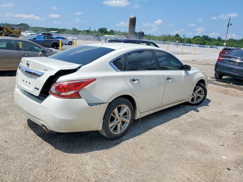 Photo 3 from auction – 2013 NISSAN ALTIMA with VIN 1N4AL3AP9DN502142
