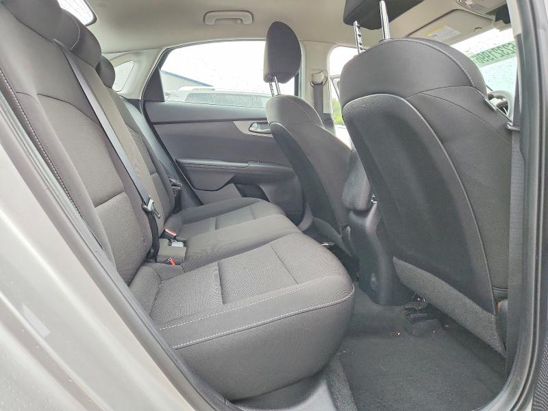 Photo 10 from auction – 2021 KIA FORTE with VIN 3KPF24AD1ME292221