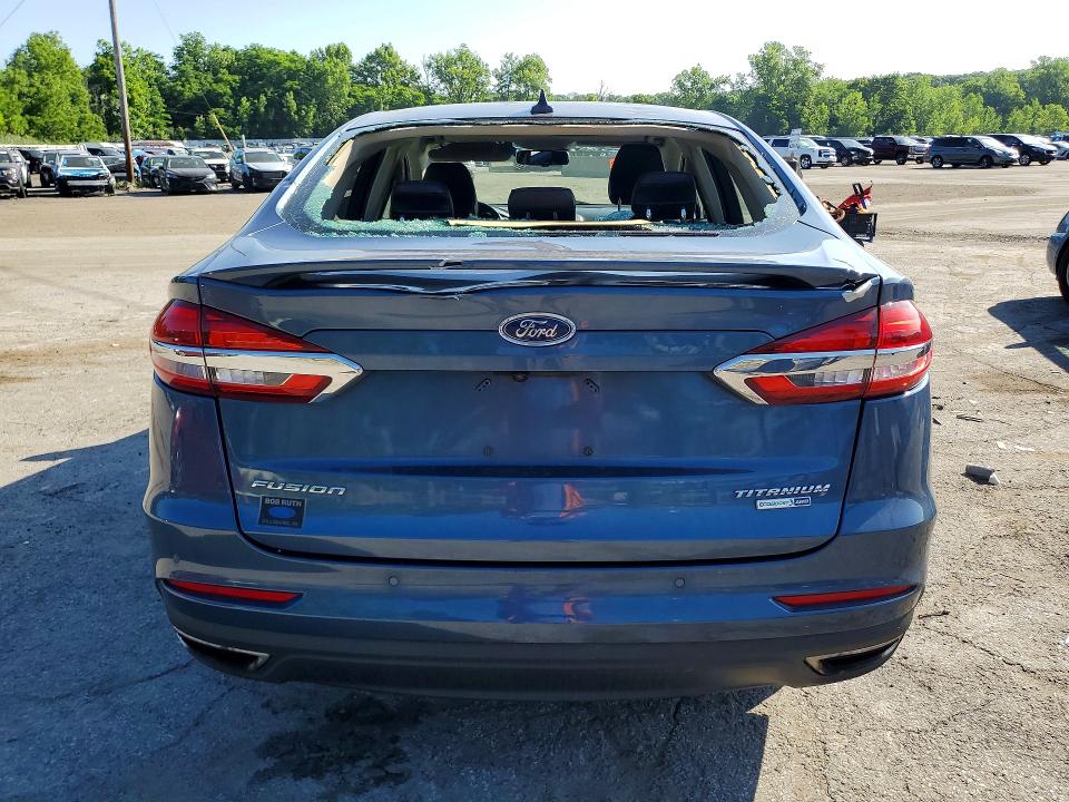 Photo 6 from auction – 2019 FORD FUSION with VIN 3FA6P0D98KR123875