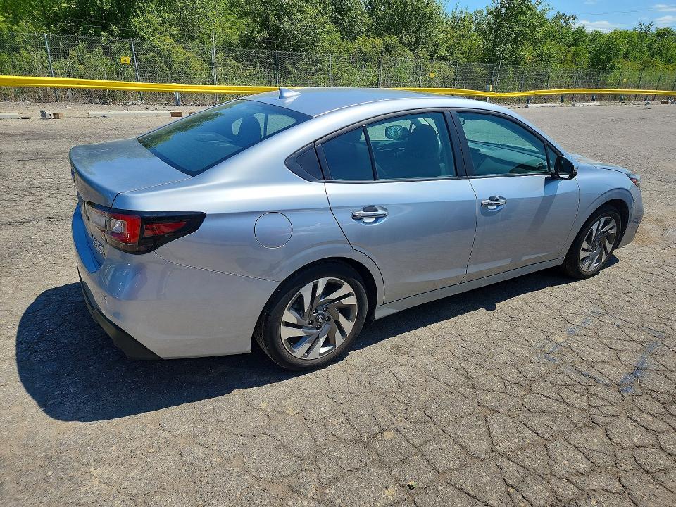 Photo 3 from auction – 2024 SUBARU LEGACY with VIN 4S3BWGP65R3019052