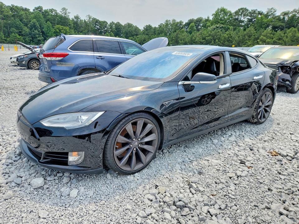 TESLA MODEL S 2013 with VIN 5YJSA1CP6DFP07910 - Photo from auction