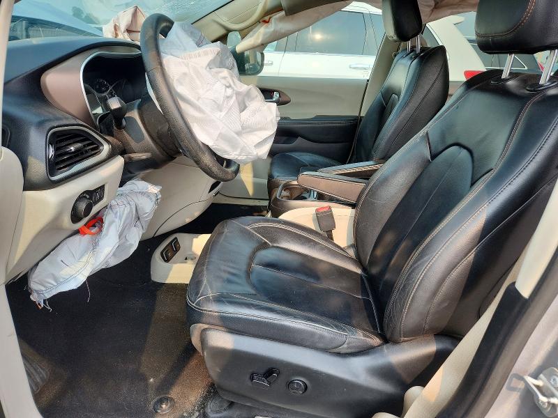 Photo 7 from auction – 2020 CHRYSLER VOYAGER with VIN 2C4RC1DG3LR176823