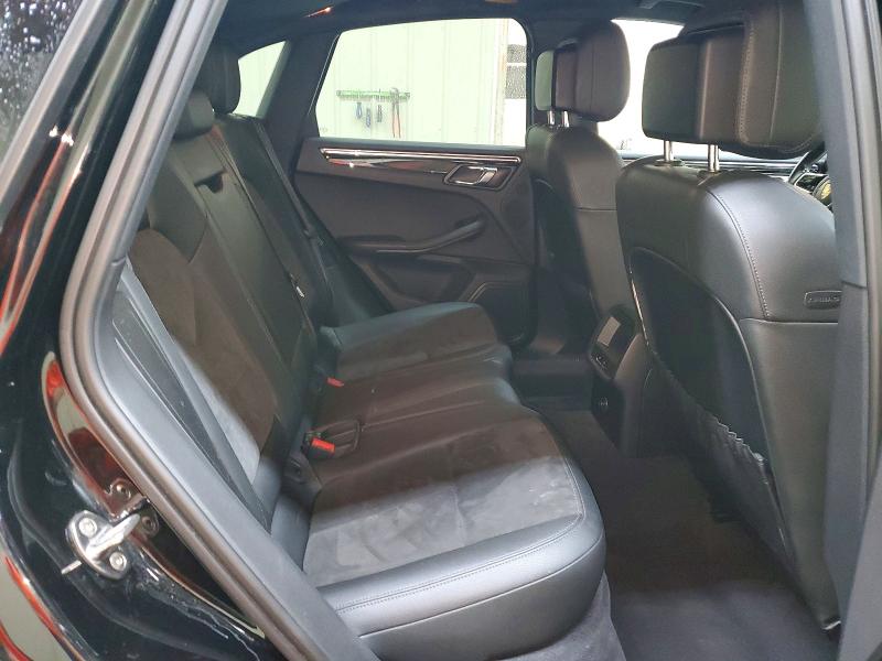 Photo 11 from auction – 2015 PORSCHE MACAN with VIN WP1AB2A50FLB52533