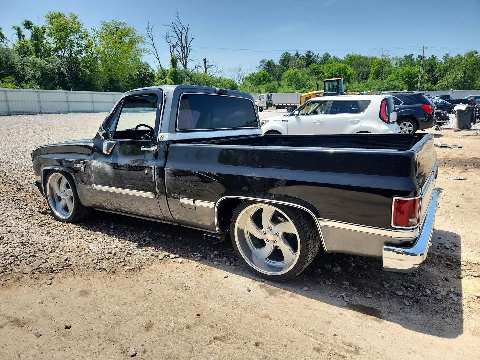 Photo 2 from auction – 1986 CHEVROLET C10 with VIN 1GCDC14H1GF428679