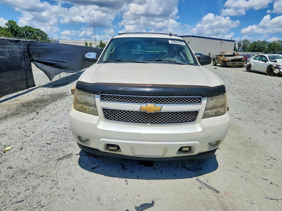 Photo 5 from auction – 2013 CHEVROLET AVALANCHE with VIN 3GNTKGE77DG339661