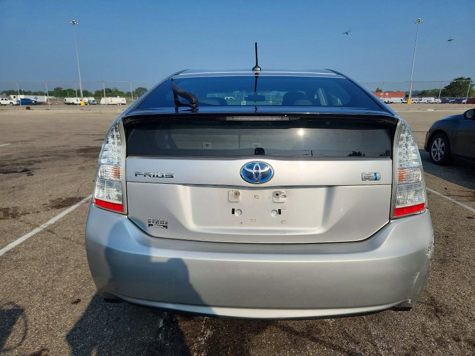 Photo 6 from auction – 2011 TOYOTA PRIUS with VIN JTDKN3DU0B0248826
