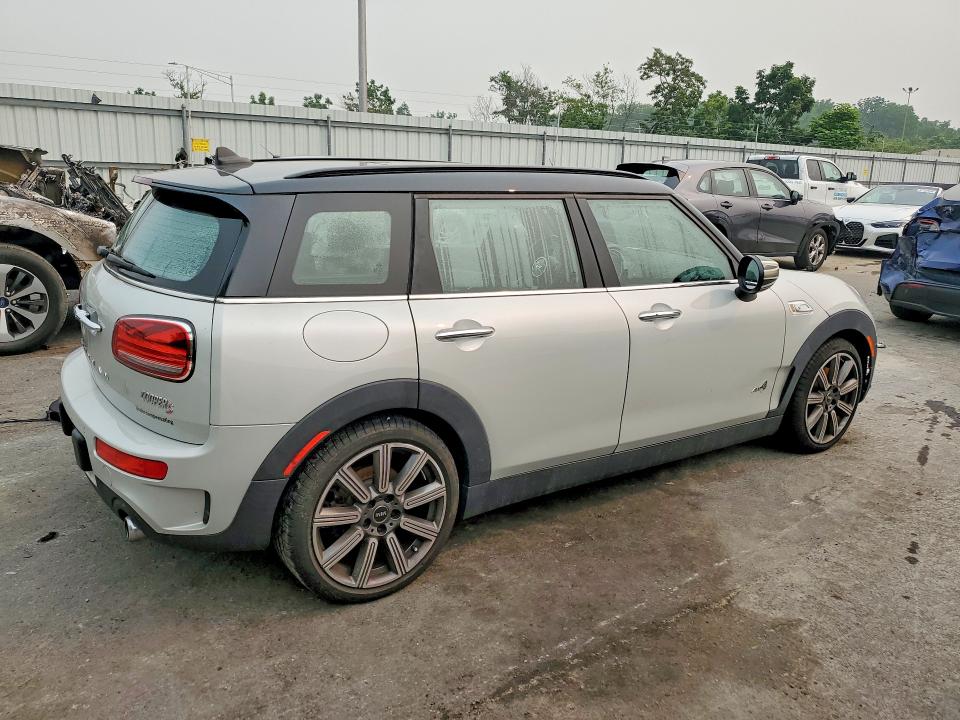 Zdjęcie 3 z aukcji – 2022 MINI COOPER z VIN WMWXJ1C03N2R37916