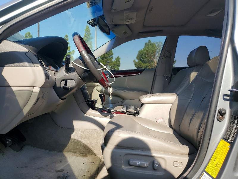 Photo 7 from auction – 2004 LEXUS ES with VIN JTHBA30G540015666