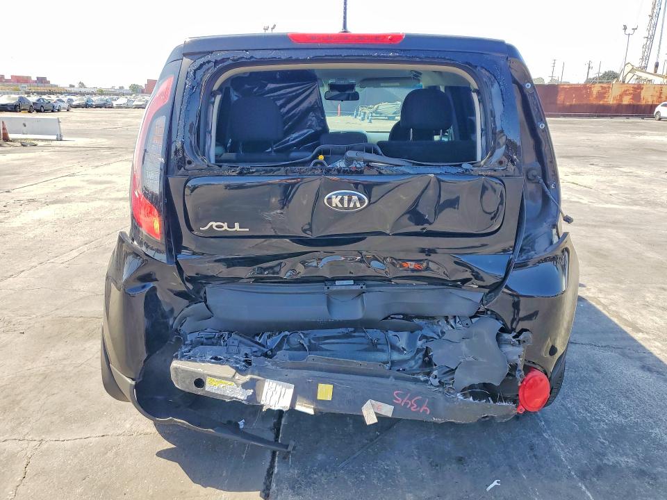 Photo 6 from auction – 2016 KIA SOUL with VIN KNDJN2A20G7325069