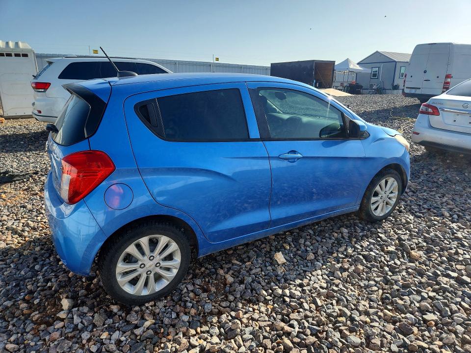 Photo 3 from auction – 2016 CHEVROLET SPARK with VIN KL8CD6SAXGC630362
