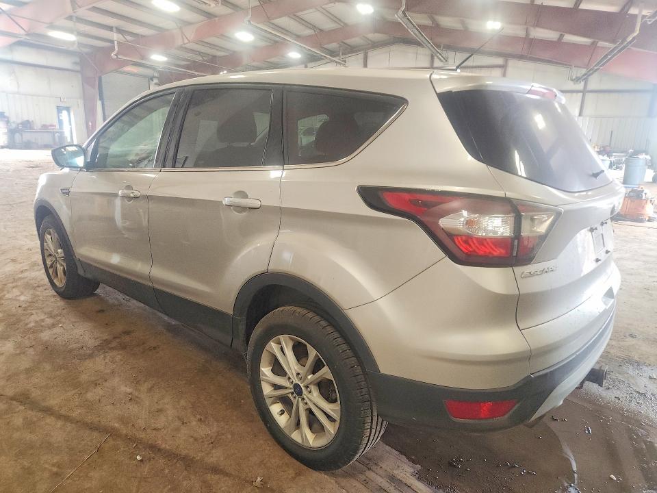Photo 2 from auction – 2017 FORD ESCAPE with VIN 1FMCU9G99HUA70929