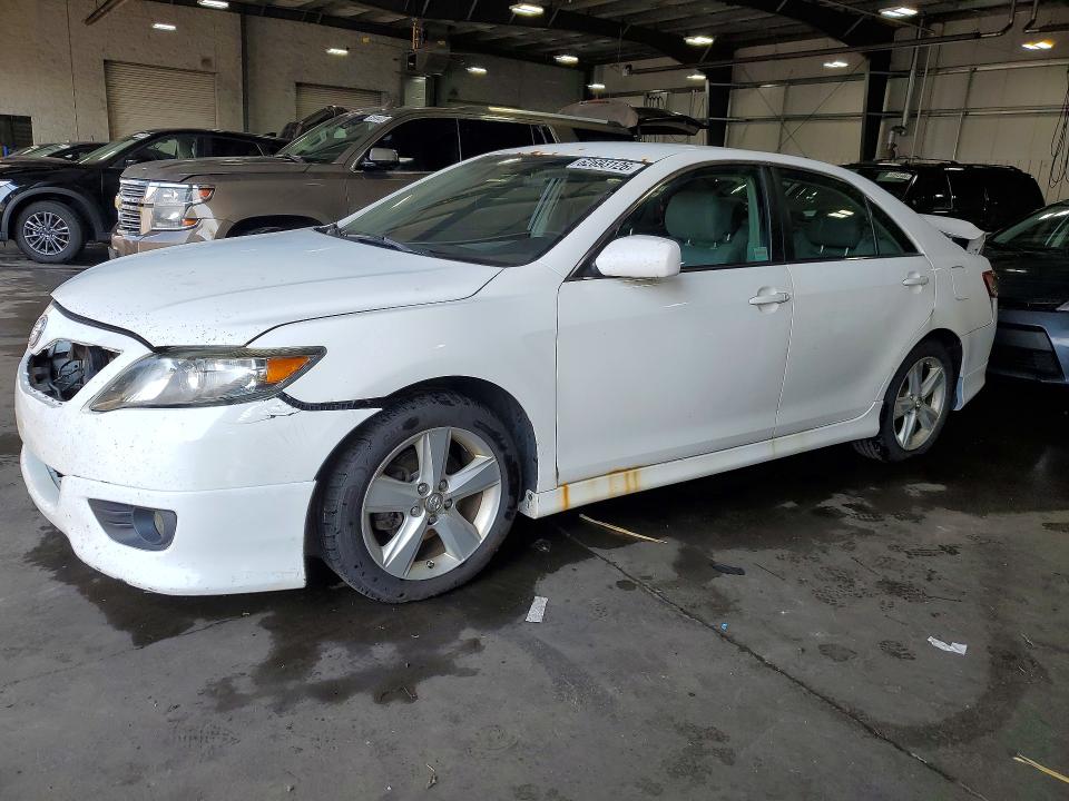 TOYOTA CAMRY 2011 with VIN 4T1BF3EK4BU726177 - Photo from auction