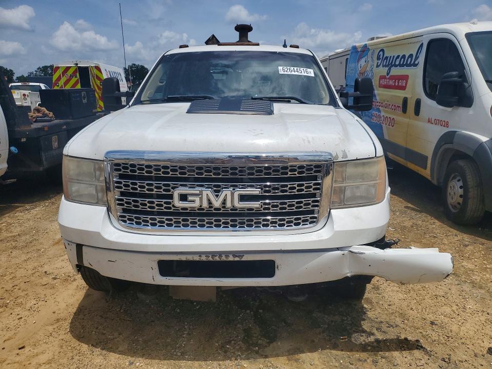 Photo 5 from auction – 2011 GMC SIERRA with VIN 1GT426C82BF181246