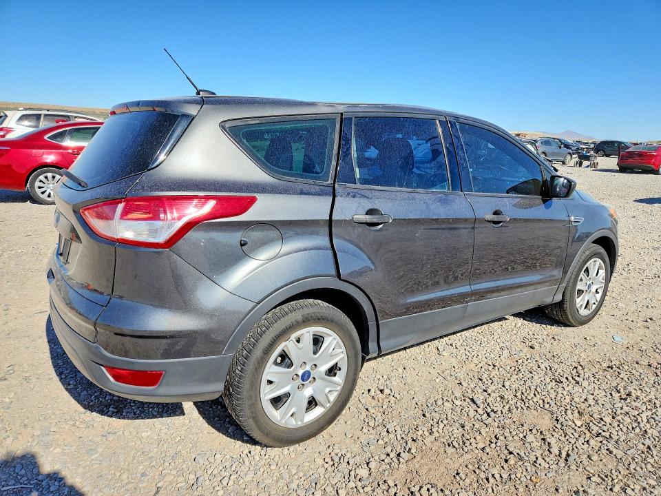 Photo 3 from auction – 2016 FORD ESCAPE with VIN 1FMCU0F75GUB41313