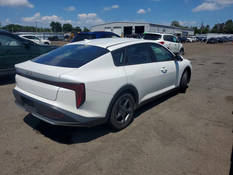 Photo 3 from auction – 2025 KIA K4 with VIN 3KPFT4DE0SE014750
