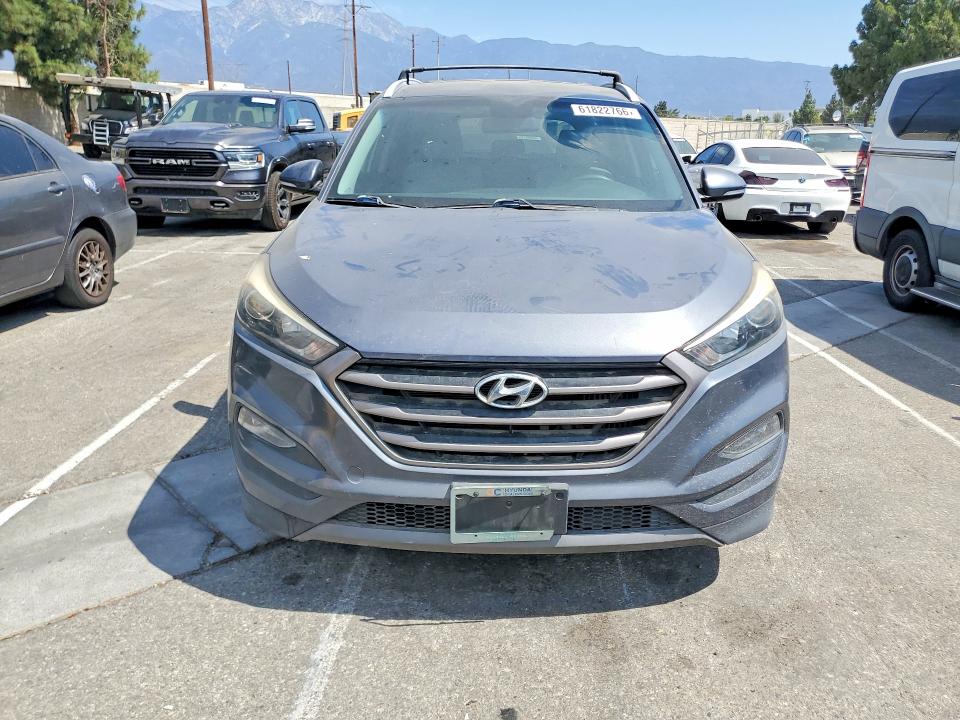 Photo 5 from auction – 2016 HYUNDAI TUCSON with VIN KM8J33A2XGU143520