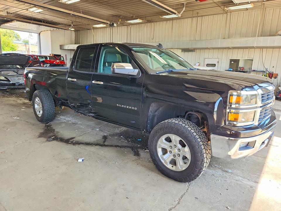 Photo 4 from auction – 2015 CHEVROLET SILVERADO with VIN 1GCVKREC9FZ310319