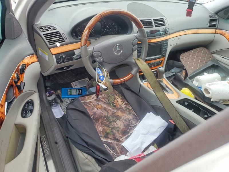 Photo 8 from auction – 2008 MERCEDES-BENZ E with VIN WDBUF22X08B270110