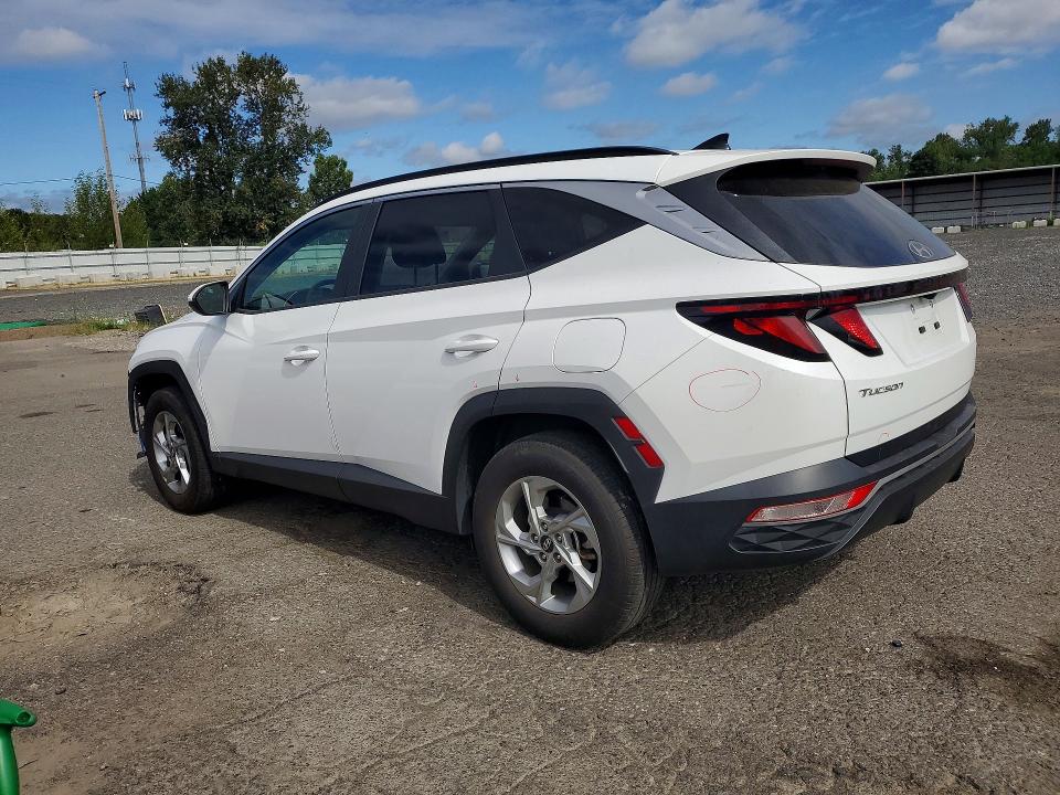 Photo 2 from auction – 2024 HYUNDAI TUCSON with VIN 5NMJBCDE0RH384526