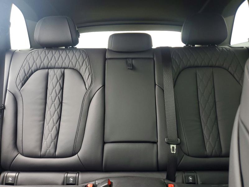 Photo 10 from auction – 2020 BMW X5 with VIN 5UXCR6C00L9B18746